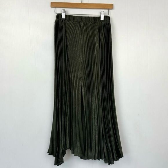 Dress Forum Pants - Dress Forum Satin Pleated Wide Leg Flowy Culotte Pants Small New